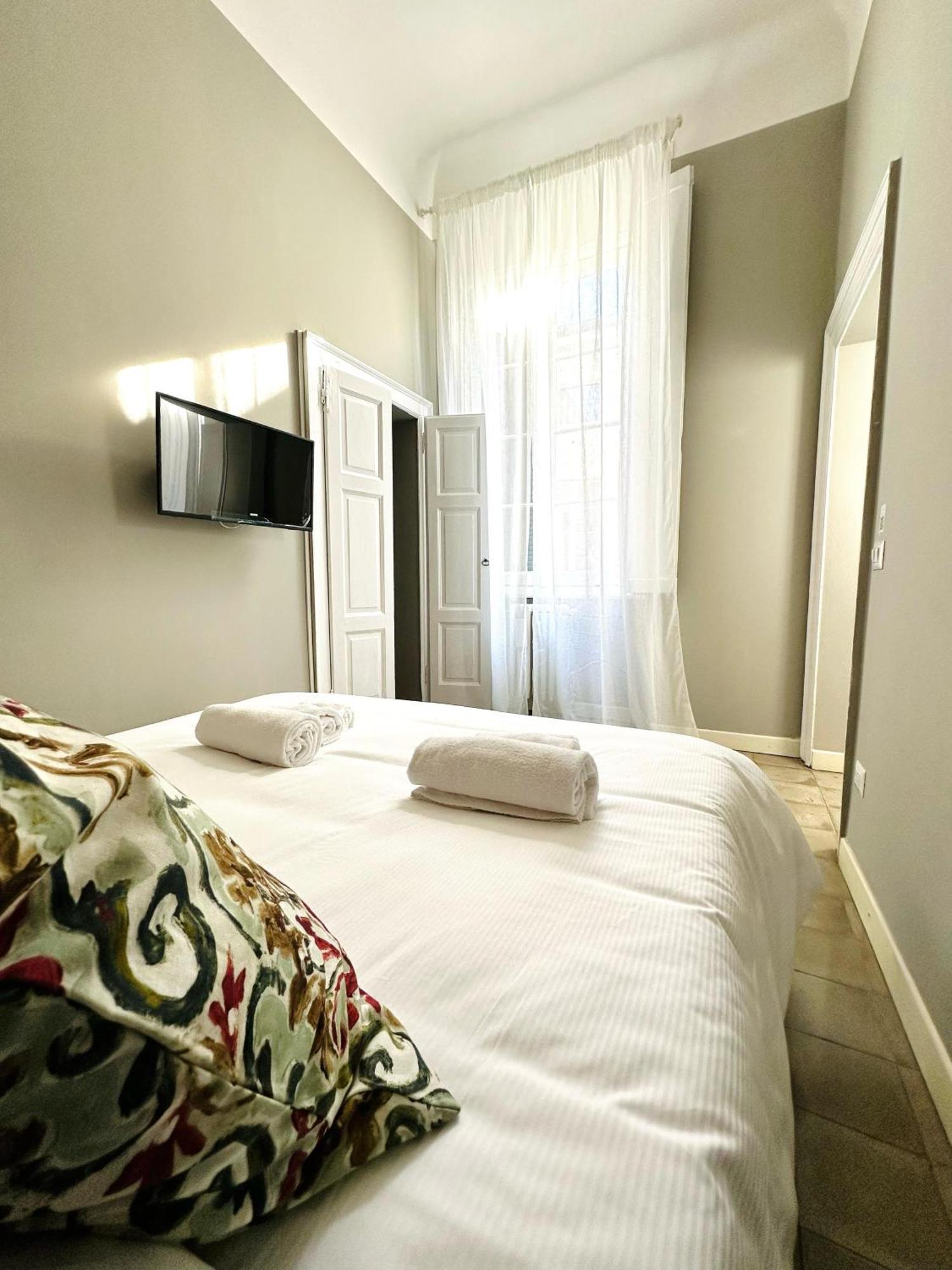 Nerino House, Elegante E Tranquillo Appartamento A 5 Minuti Dal Duomo Milano Dış mekan fotoğraf
