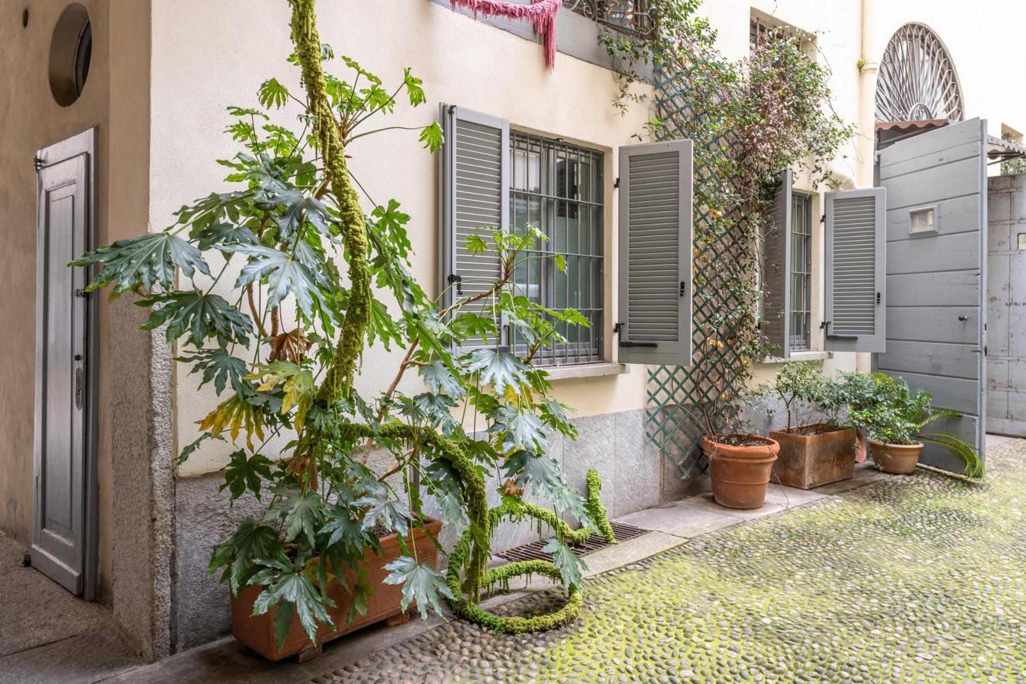 Nerino House, Elegante E Tranquillo Appartamento A 5 Minuti Dal Duomo Milano Dış mekan fotoğraf