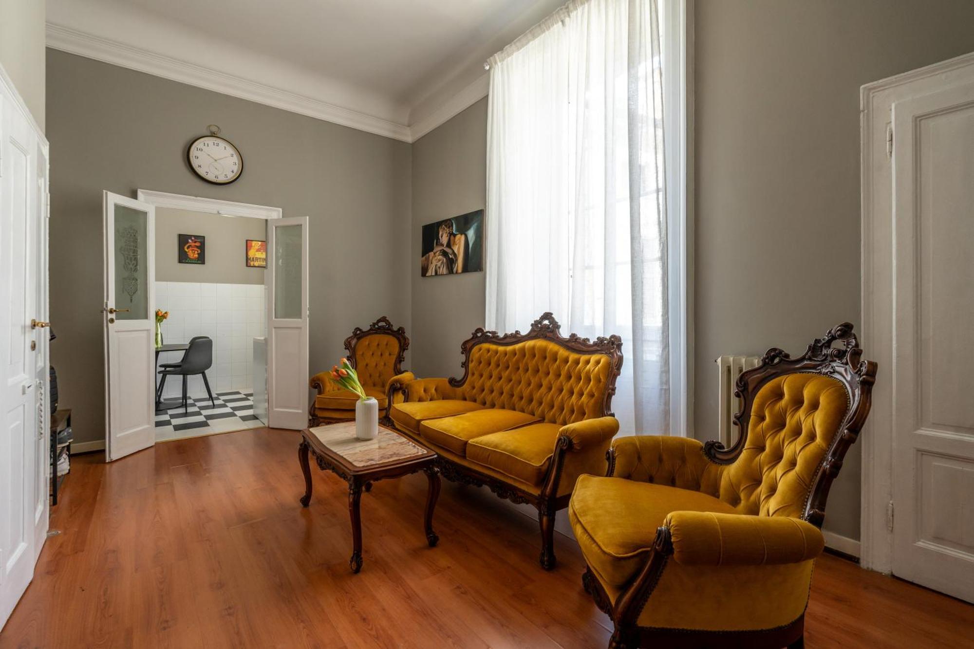 Nerino House, Elegante E Tranquillo Appartamento A 5 Minuti Dal Duomo Milano Dış mekan fotoğraf